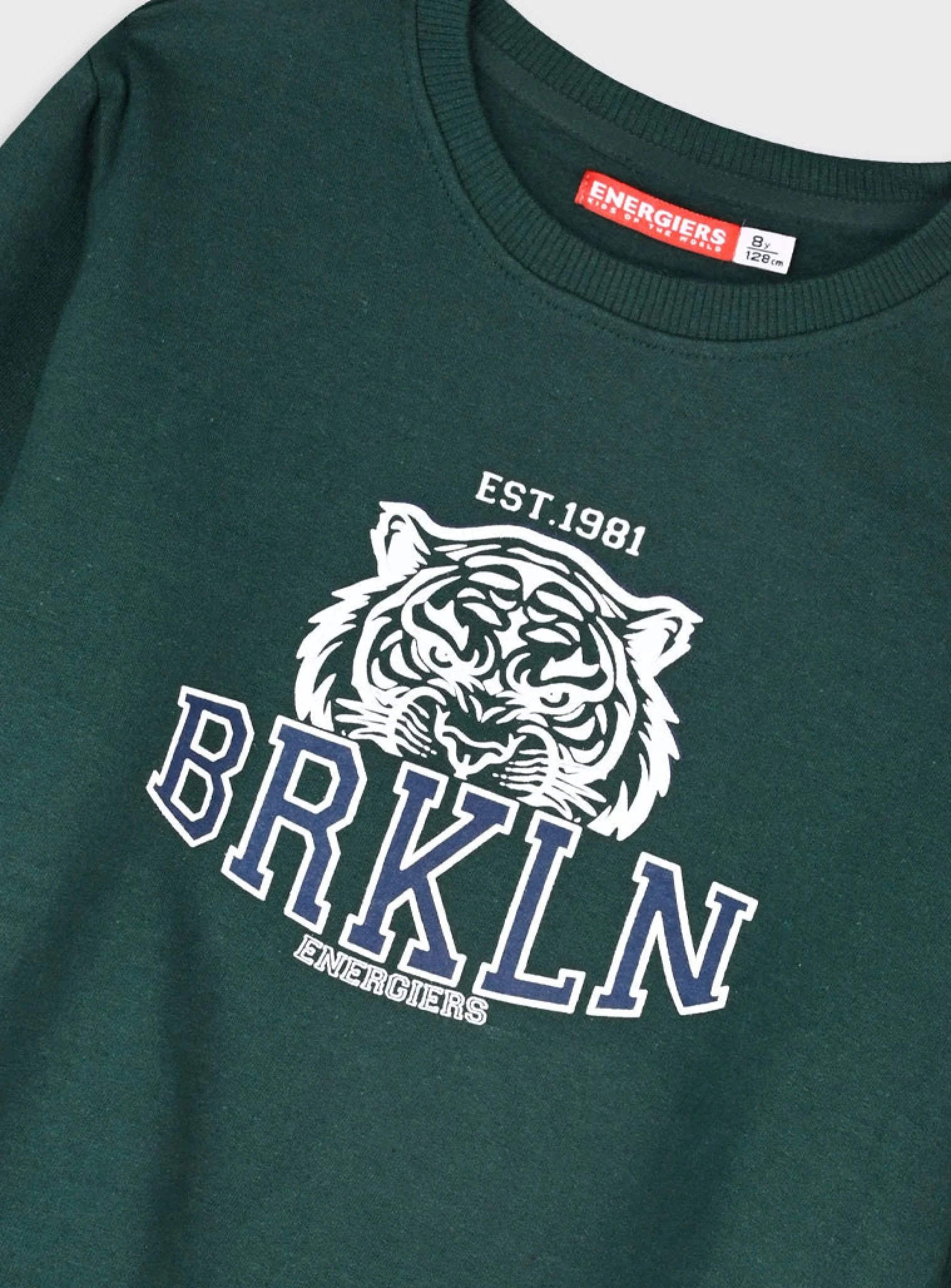 Παιδικό σετ φόρμας Energiers με πράσινη μπλούζα BRKLN και σκούρο μπλε παντελόνι, με στάμπα τίγρη, 100% βαμβάκι.