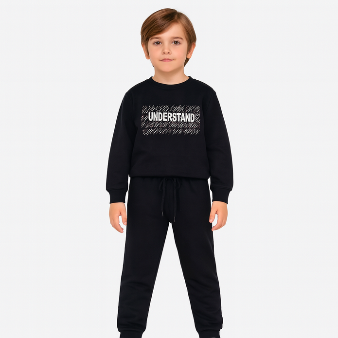 Παιδικό σετ φόρμας Energiers μαύρο με στάμπα “Understand” και παντελόνι με λάστιχο, 100% βαμβάκι.
