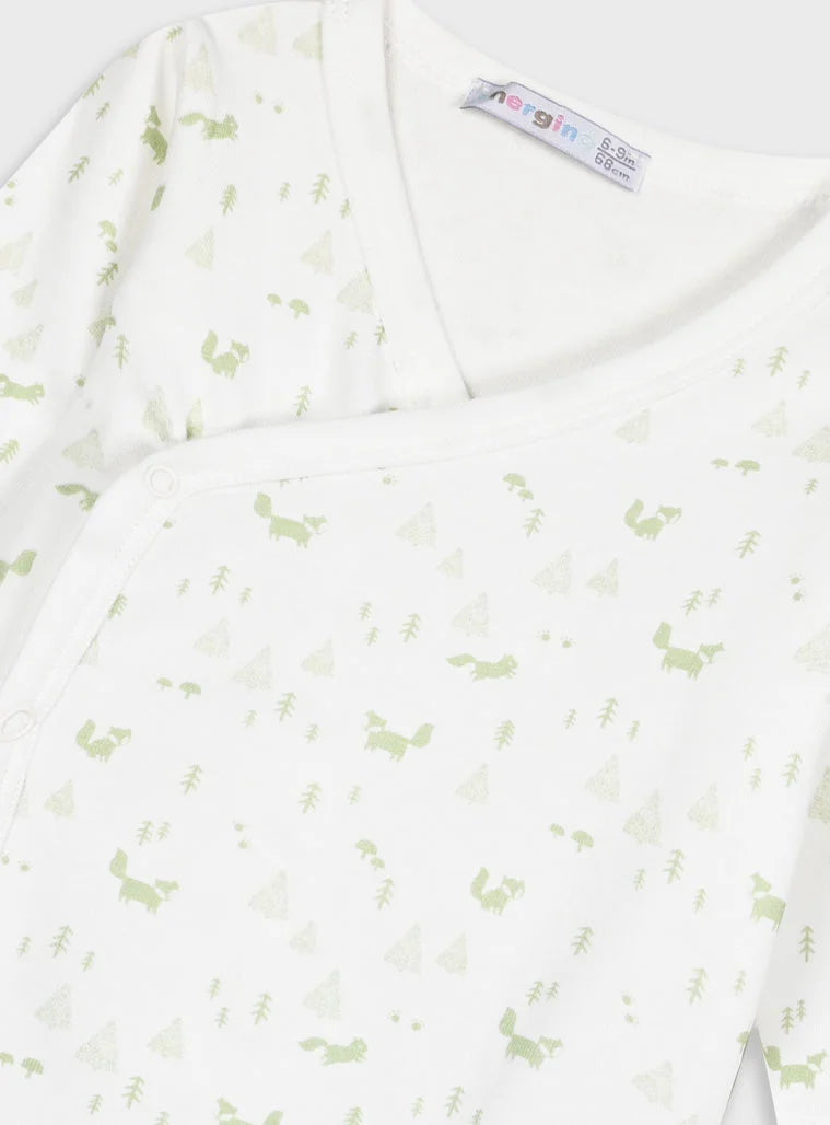 Βρεφικό φορμάκι Energiers σε σκονισμένο πράσινο με ζωάκια – λεπτομέρεια επάνω μέρους

Βρεφικό φορμάκι Energiers σε σκονισμένο πράσινο – λεπτομέρεια σχεδίων

Πίσω όψη σετ 2 τεμαχίων βρεφικών φορμάκων Energiers – πράσινο & λευκό

Σετ 2 βρεφικά φορμάκια Energiers σκονισμένο πράσινο – μπροστινή όψη