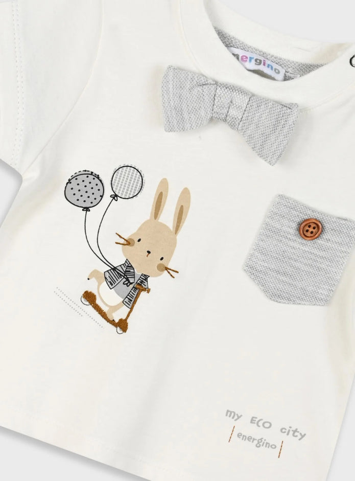 Βρεφικό σετ Energiers για αγόρι με εκρού μπλούζα, τύπωμα λαγουδάκι και παπιγιόν, και γκρι σορτσάκι