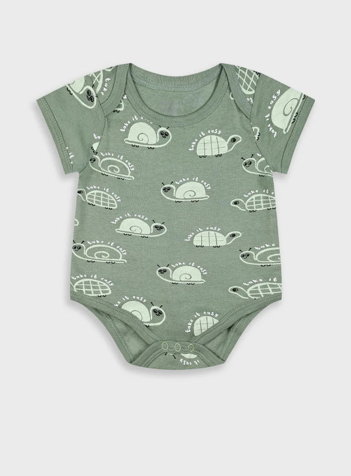 Σετ 5 βρεφικά φορμάκια Energiers με σχέδια κροκόδειλο, χελώνα, σαλιγκάρι και καρό μοτίβο σε αποχρώσεις πράσινου, εκρού και μπλε.