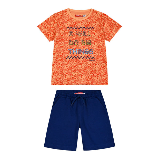 Παιδικό σετ για αγόρι  με πορτοκαλί μπλουζάκι με τύπωμα "I Will Do Big Things" και αφηρημένο σχέδιο, συνδυασμένο με μπλε σορτς. Ιδανικό για καθημερινές καλοκαιρινές εμφανίσεις.