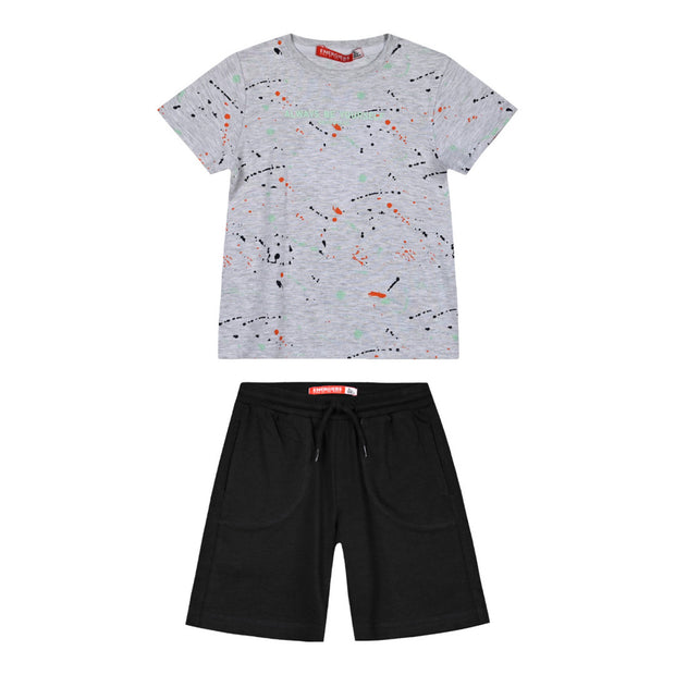 Παιδικό σετ για αγόρι με γκρι μπλουζάκι διακοσμημένο με χρωματιστές πινελιές και μήνυμα "Always Be Yourself", συνδυασμένο με μαύρο σορτς. Ιδανικό για casual εμφανίσεις.