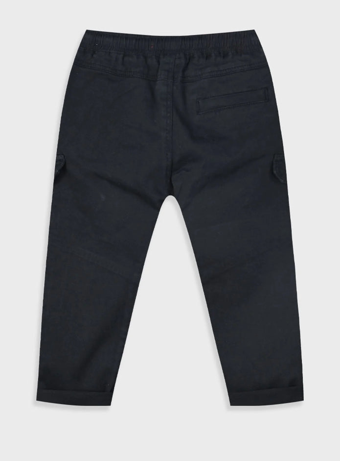 Παιδικό μαύρο παντελόνι cargo Energiers με κορδόνι, λάστιχο στη μέση και πλαϊνές τσέπες