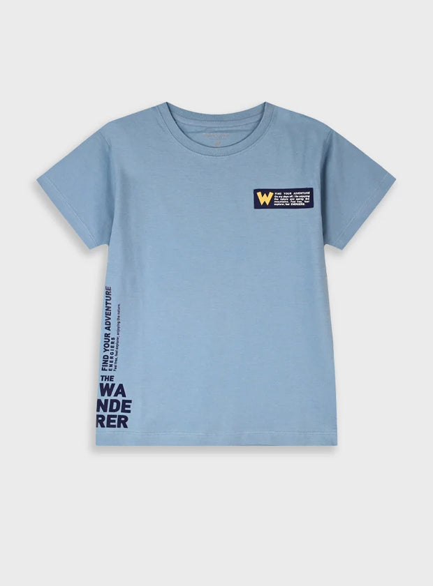 Παιδική σιέλ κοντομάνικη μπλούζα Energiers για αγόρι με τύπωμα The Wanderer μπροστά και πίσω