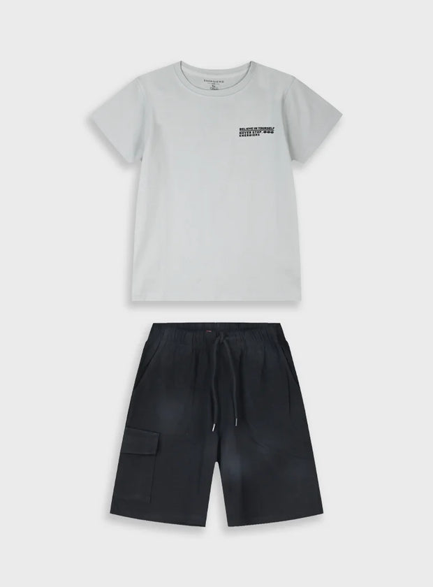 παιδικό σετ αγοριού με μπλούζα μέντα και μπλε σορτσάκι Energiers

παιδική μπλούζα μέντα με print FLY Energiers

παιδικό σορτσάκι μπλε με λάστιχο και τσέπη Energiers