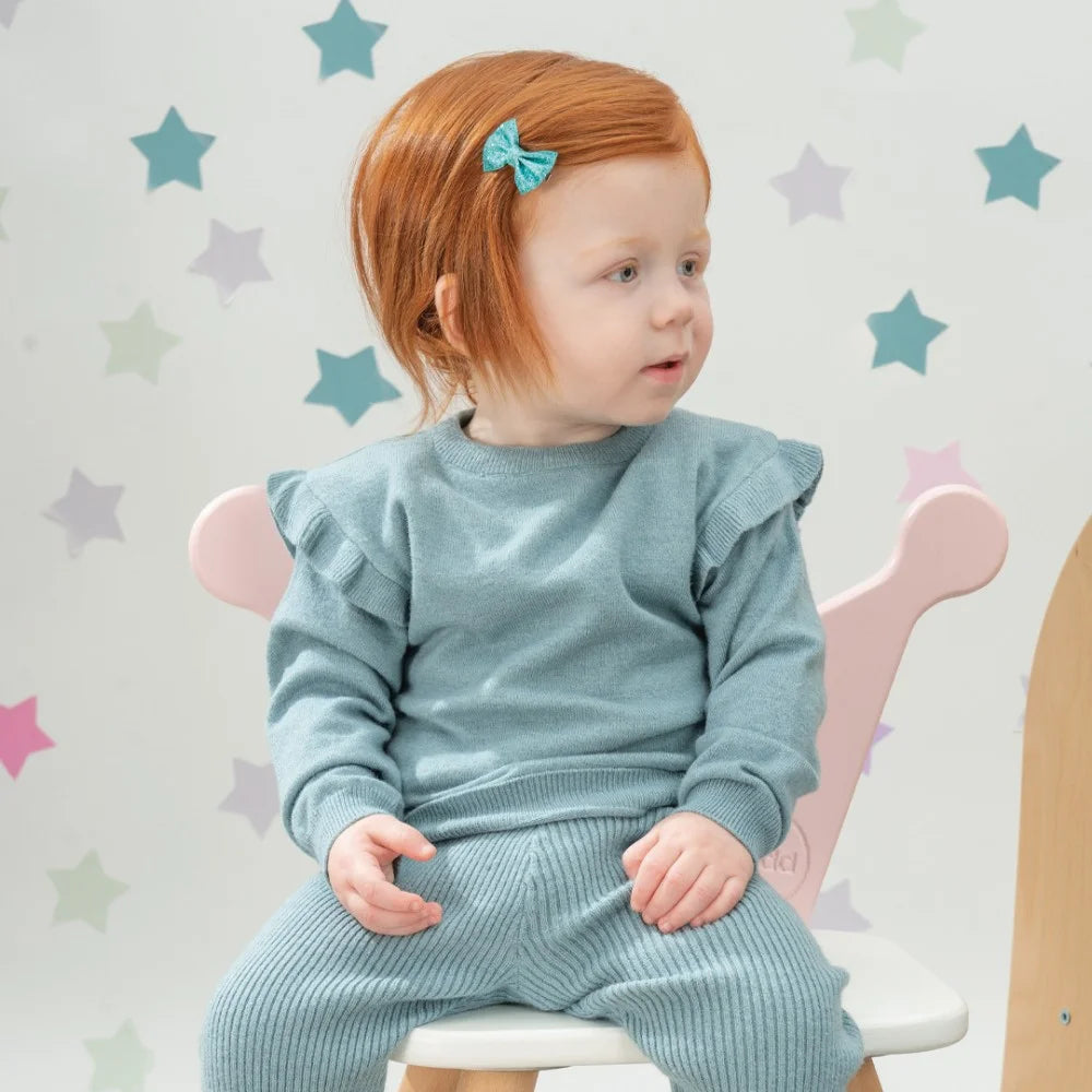 Energies Knitted Children's Set: Blouse with Ruffles and Leggings