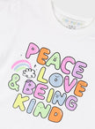 Energiers βρεφικό μπλουζάκι με στάμπα Peace Love & Being Kind - λεπτομέρεια

Energiers βρεφικό σετ με μπλουζάκι και ροζ σαλοπέτα - πίσω όψη

Energiers βρεφικό σετ με λευκό μπλουζάκι και ροζ σαλοπέτα - μπροστινή όψη

Energiers βρεφικό σετ με ροζ σαλοπέτα και Peace Love στάμπα φορεμένο σε κοριτσάκι