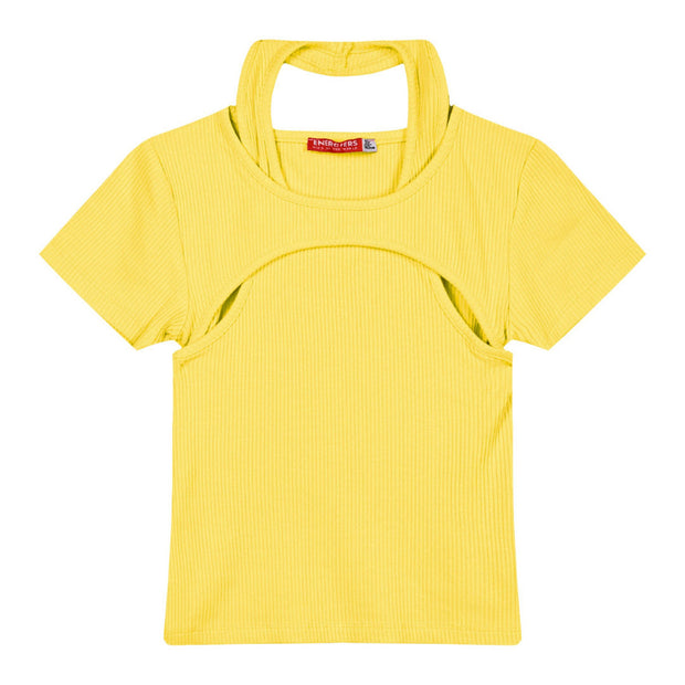 Κοντομάνικη μπλούζα σε έντονο κίτρινο χρώμα με μοντέρνο κομψό σχέδιο ριπ και κοψίματα, ιδανική για στυλάτες καλοκαιρινές εμφανίσεις για κορίτσι 