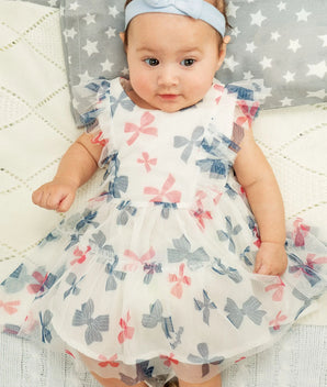 Βρεφικό φόρεμα Energiers λευκό με τούλι και ροζ-μπλε φιόγκους