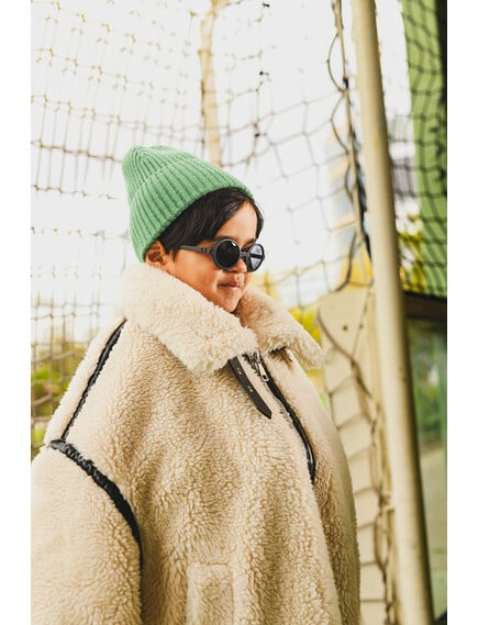 Παιδικά γυαλιά ηλίου σε μαύρο χρώμα με στρογγυλούς φακούς και ανθεκτικό σκελετό που δεν σπάει 