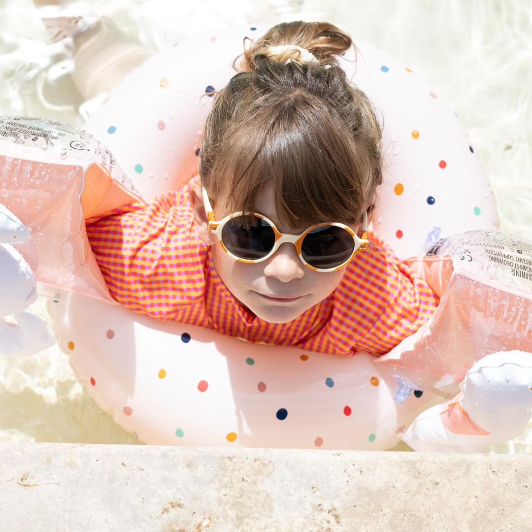 KiETLA: Sunglasses 4-6 years RoZZ - Sand Stripe