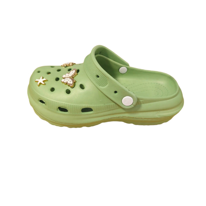 Παιδικές μέντα παντόφλες Twingo με διακοσμητικά charms και λουράκι στη φτέρνα crocs
