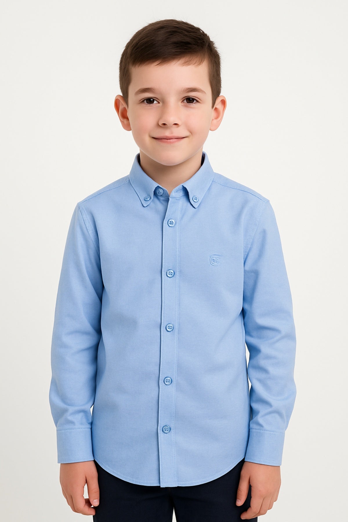 Αγόρι φοράει γαλάζιο μακρυμάνικο πουκάμισο Energiers με button-down γιακά