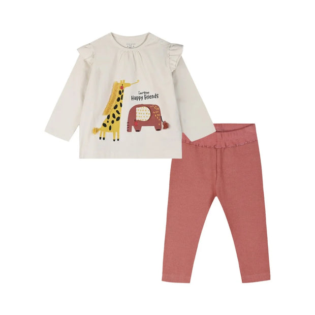 Σετ βρεφικών ρούχων για κορίτσι που περιλαμβάνει εκρού μπλούζα με σχέδιο καμηλοπάρδαλη και ελέφαντα και μήνυμα 'Happy Friends', διακοσμημένη με βολάν στους ώμους, και ροζ κολάν. Άνετο και χαριτωμένο για καθημερινές εμφανίσεις