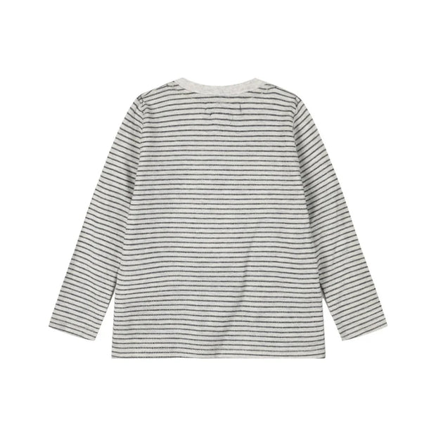 Πίσω όψη αγορίστικης μπλούζας Energiers με λεπτές ρίγες και μακρύ μανίκι