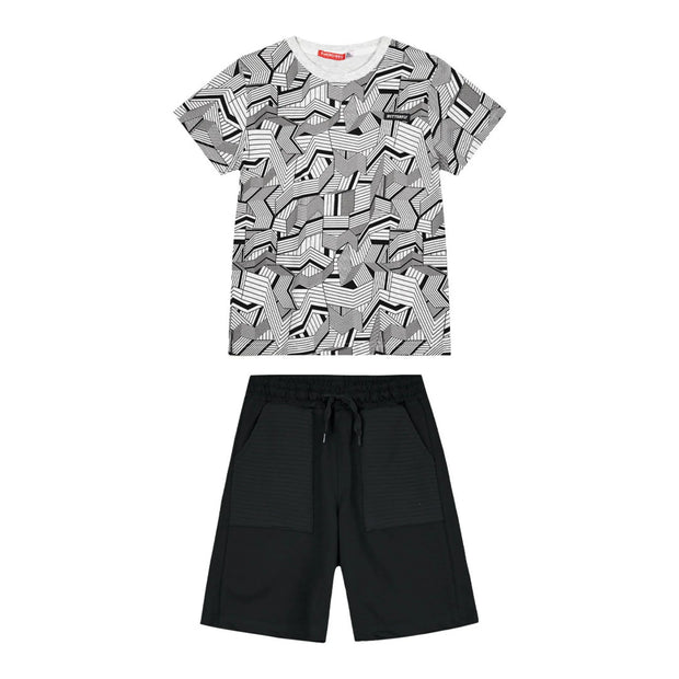 Καλοκαιρινό σετ για αγόρια με μπλουζάκι και βερμούδα, ιδανικό για casual εμφανίσεις.