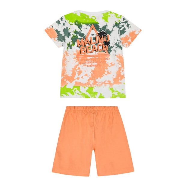 Οπίσθια όψη σετ μπλούζας και σορτς Malibu Beach με tie-dye σχέδιο.